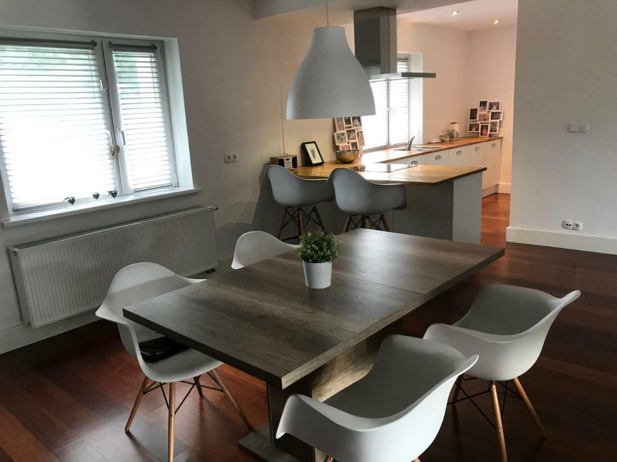 Amelia Villa Antoniow Exteriör bild